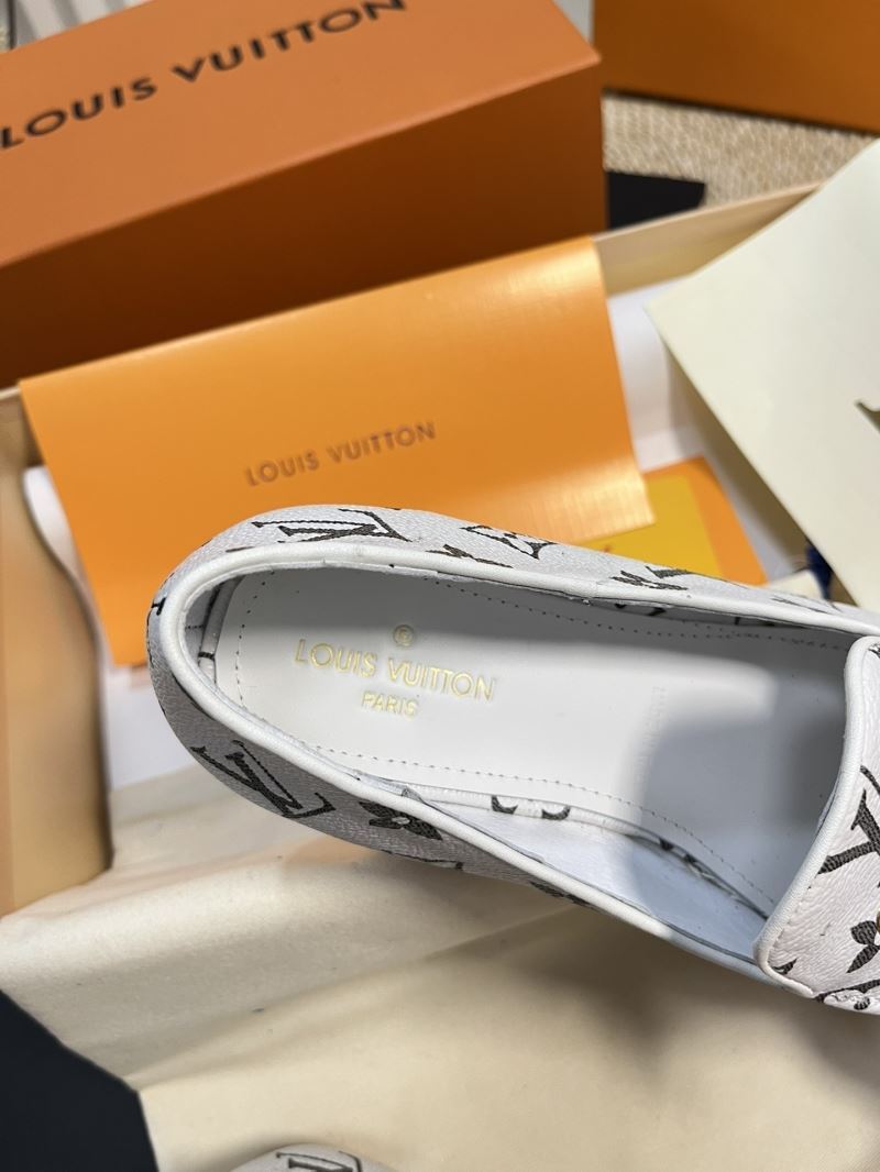 Louis Vuitton Low Shoes